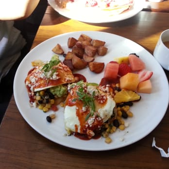 The Raymond 1886 - Huevos Montuleños - New American Near Me - Pasadena, California The Raymond 1886 - Huevos Montuleños - New American Near Me - Pasadena, California