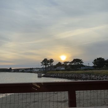 Barbara's Fishtrap - Seafood Near Me - Half Moon Bay, California