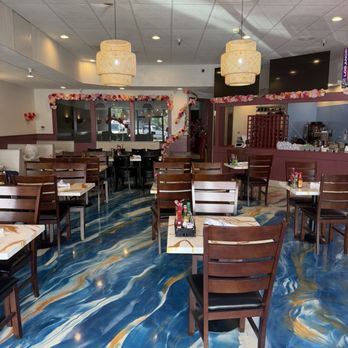 Bubbles & Delights Café - Cafes Near Me - Petaluma, California