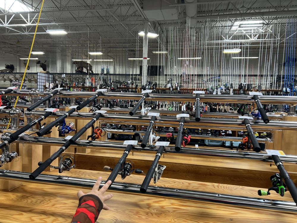 SPORTSMAN’S WAREHOUSE Updated September 2024 69 Photos & 60 Reviews