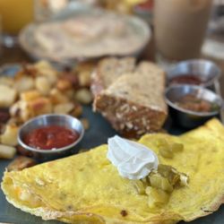 First Watch - Chile & chorizo omelette