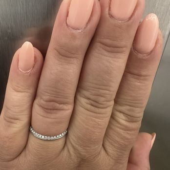 Qq Nail Spa - Sloppy work. This a picture right after get my nails done. Horrible. - Nail Salons Near Me - Long Beach, California