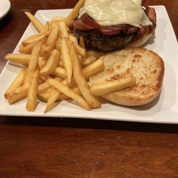 University Grill - Burger - Seafood Near Me - Fort Myers, Florida University Grill - Burger - Seafood Near Me - Fort Myers, Florida