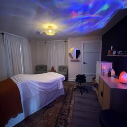 ebb and flow Holistic Spa - The massage room