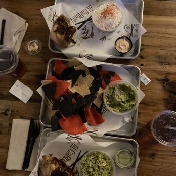 Al Carbon Chicken - Nino plates. One with corn & one with rice. Medium chips and guac. - Mexican Near Me - Charlottesville, Virginia Al Carbon Chicken - Nino plates. One with corn & one with rice. Medium chips and guac. - Mexican Near Me - Charlottesville, Virginia