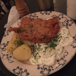 Klubojadalnia Młodsza Siostra - "My mothers schabowy" im a fan!