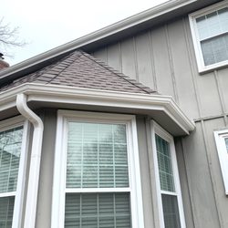 Bay windows are no problem for our installers!