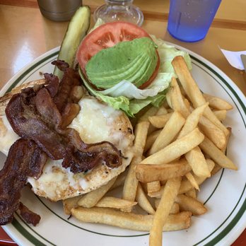 Woody's Diner - California chicken sandwich - Diners Near Me - Sunset Beach, California Woody's Diner - California chicken sandwich - Diners Near Me - Sunset Beach, California
