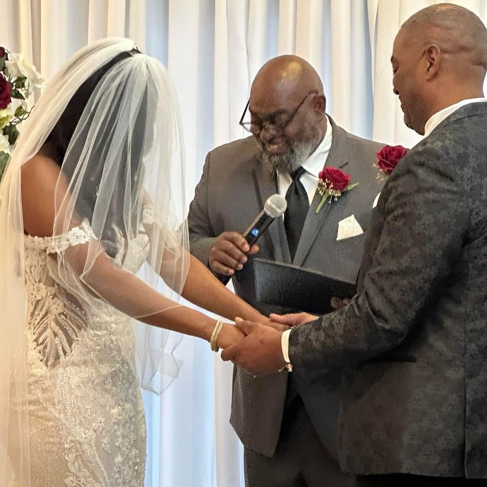 GetMarried love - Mitchell Hardin was an amazing officiant! - Wedding Planning Near Me GetMarried love - Mitchell Hardin was an amazing officiant! - Wedding Planning Near Me