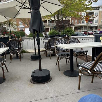 Belfre Kitchen - Outdoor seating - Breakfast & Brunch Near Me - Delafield, Wisconsin