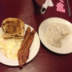 The Loon's Nest - Breakfast