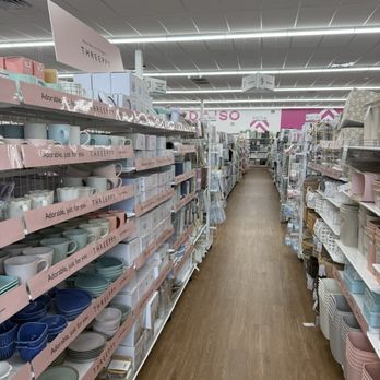 Daiso - Department Stores Near Me - Miami Gardens, Florida