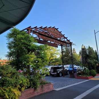 Napa River Inn - This is the entrance to the Napa Valley Inn parker lot. - Hotels Near Me - Napa, California Napa River Inn - This is the entrance to the Napa Valley Inn parker lot. - Hotels Near Me - Napa, California