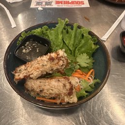 Happy hour Eggrolls