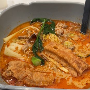 YGF Malatang - mild beef bone broth with chosen ingredients - Noodles Near Me - Milpitas, California YGF Malatang - mild beef bone broth with chosen ingredients - Noodles Near Me - Milpitas, California