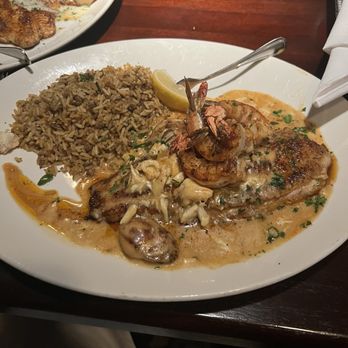 Pappadeaux Seafood Kitchen - Redfish Ponchartrain - Seafood Near Me - Albuquerque, New Mexico