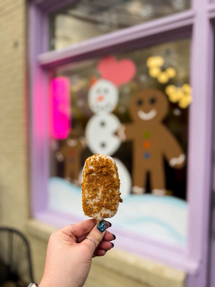 Ginger Bread Man Bakery Logo