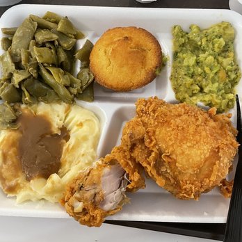 Minnie's Uptown Restaurant - Tea Meat with (2) Sides - Soul Food Near Me - Columbus, Georgia Minnie's Uptown Restaurant - Tea Meat with (2) Sides - Soul Food Near Me - Columbus, Georgia