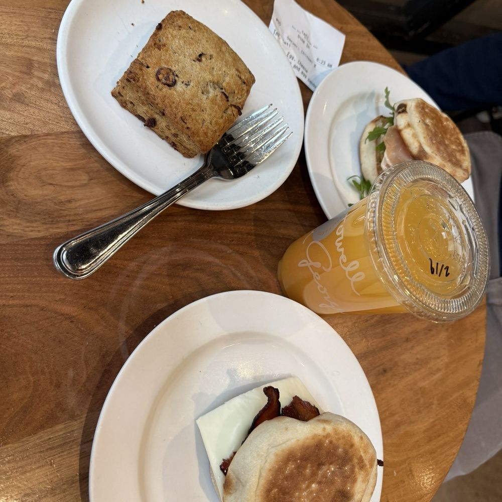 Breakfast sandwiches and scone