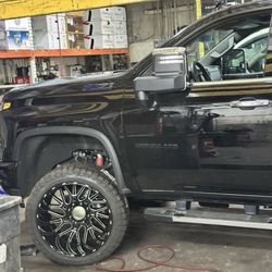 Tires For Less - Buen servicio de Rines