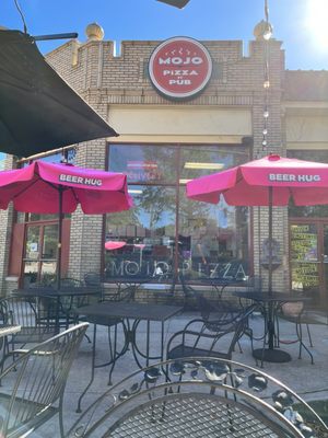 Mojo Pizza N' Pub by null