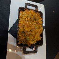 9Five Kitchen and Bar - Mac & Cheese