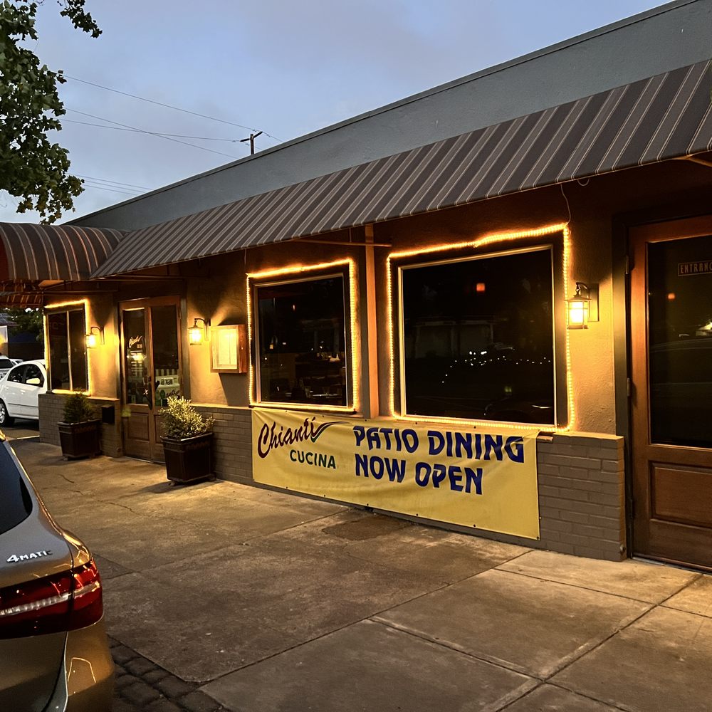 Chianti Cucina - the outside of a restaurant - Italian Near Me - Novato, California Chianti Cucina - the outside of a restaurant - Italian Near Me - Novato, California