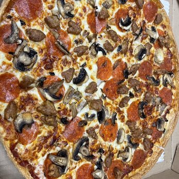 Pizza Hut - Thin crust large pepperoni, sausage and mushroom. - Pizza Near Me - Waipahu, Hawaii