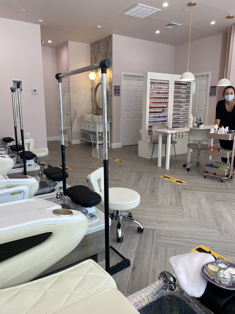 Gloss Bar Updated COVID19 Hours & Services 40 Photos & 12 Reviews