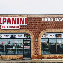 Alpanini Cafe Bistro