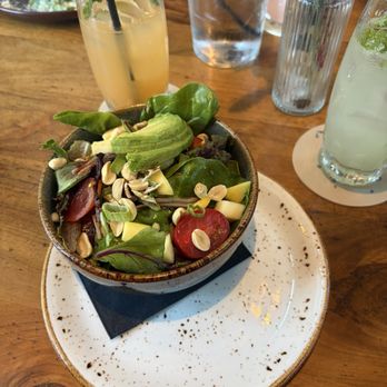 GRANVILLE - Thai ginger salad - New American Near Me - West Hollywood, California