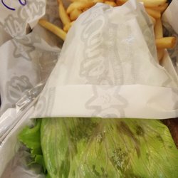 Carl's Jr - Charbroiled Burgers - Low carb burguer