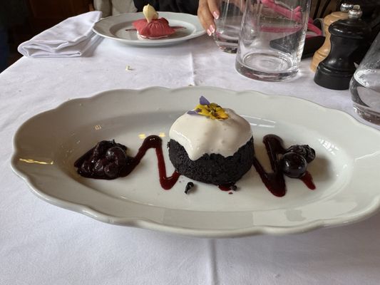 Auberge de Cendrillon by null