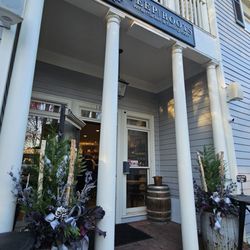 Deep Roots Wine Market & Tasting Room
