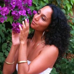 Wisdombirth - Amanda Fischer Certified Doula, Licensed Massage Therapist,Certified Yoga Teacher