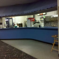 Hoebowl Bowling Centers - Food counter