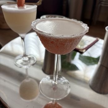 Le Lounge - Cocktail Bars Near Me - Kansas City, Missouri