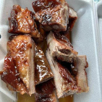 Gigantic Wonton - 19 bucks for this 3 meatless cold ribs ... beware - Noodles Near Me - Boston, Massachusetts