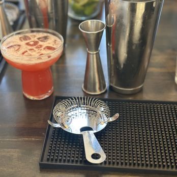 Assemble Cocktail Workshop - It's pretty & it tasted delicious - Cooking Classes Near Me - Boerne, Texas