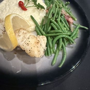 Hearsay Arlington - Sea bass - Lounges Near Me - Arlington, Texas Hearsay Arlington - Sea bass - Lounges Near Me - Arlington, Texas