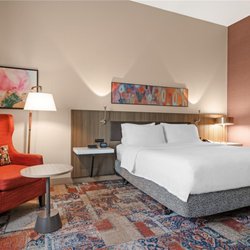 Hilton Garden Inn Oconomowoc - Guest room