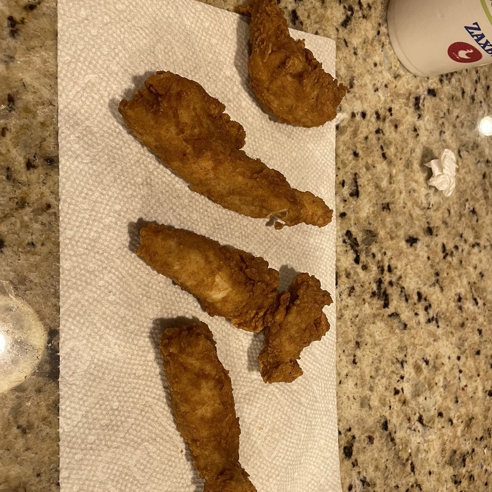 Zaxbys - This is a picture of the five piece meal. Pitiful! - Fast Food Near Me - Shepherdsville, Kentucky Zaxbys - This is a picture of the five piece meal. Pitiful! - Fast Food Near Me - Shepherdsville, Kentucky