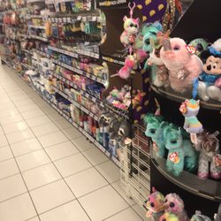 7-Eleven - Clean store