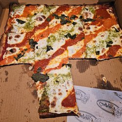 Cugini's Pizza - Pretty solid pizza