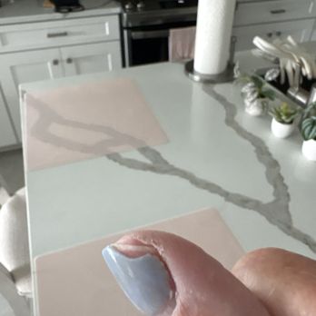 Ann's Spa & Nails Lounge - Chipped nails - Nail Salons Near Me - Parrish, Florida