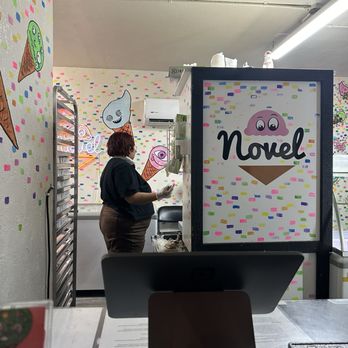 Novel Ice Cream - Ordering window - Desserts Near Me - Phoenix, Arizona Novel Ice Cream - Ordering window - Desserts Near Me - Phoenix, Arizona