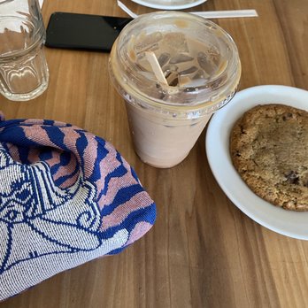 Zak The Baker - Mocha latte and Chocolate Chip Cookie (100% Wheat) - Kosher Near Me - Miami, Florida Zak The Baker - Mocha latte and Chocolate Chip Cookie (100% Wheat) - Kosher Near Me - Miami, Florida