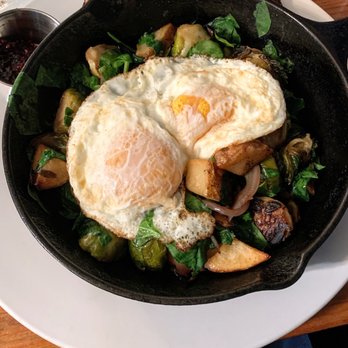 Half & Half - Veggie Hash - Breakfast & Brunch Near Me - St. Louis, Missouri Half & Half - Veggie Hash - Breakfast & Brunch Near Me - St. Louis, Missouri