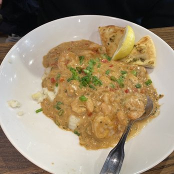 Another Broken Egg Cafe - Shrimp and Grits - American Near Me - Orlando, Florida