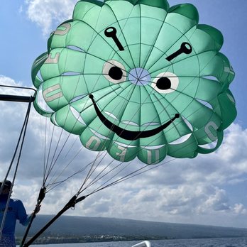 UFO Parasail - Boat Charters Near Me - Lahaina, Hawaii UFO Parasail - Boat Charters Near Me - Lahaina, Hawaii